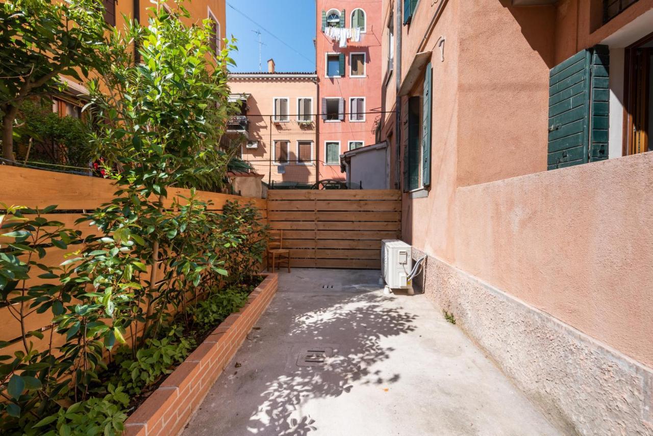 Venice Boutique Apartment ภายนอก รูปภาพ